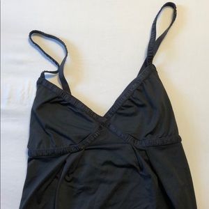 Black lulu lemon workout tank